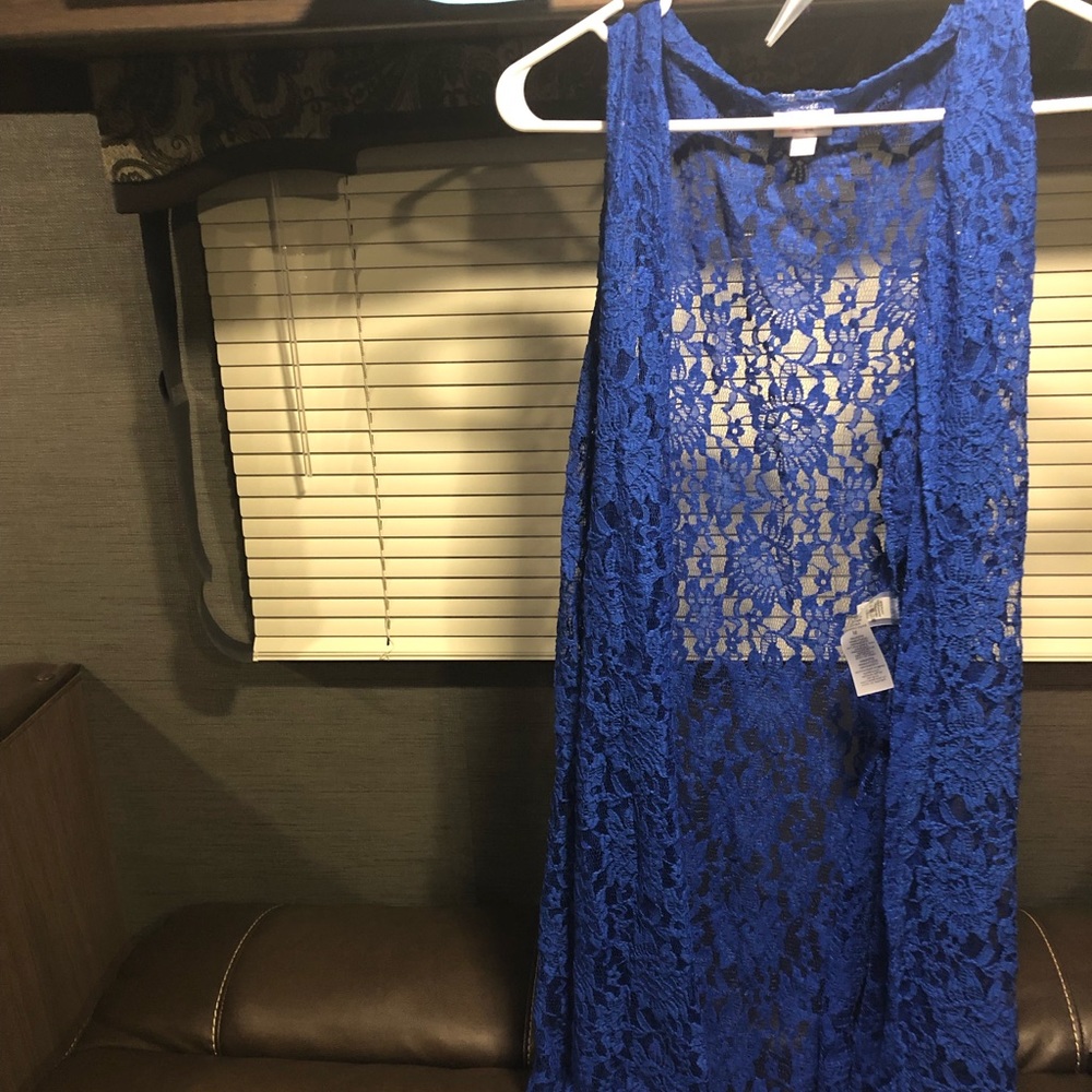 Great Condition M Blue Lace Lularoe Joy Long vest